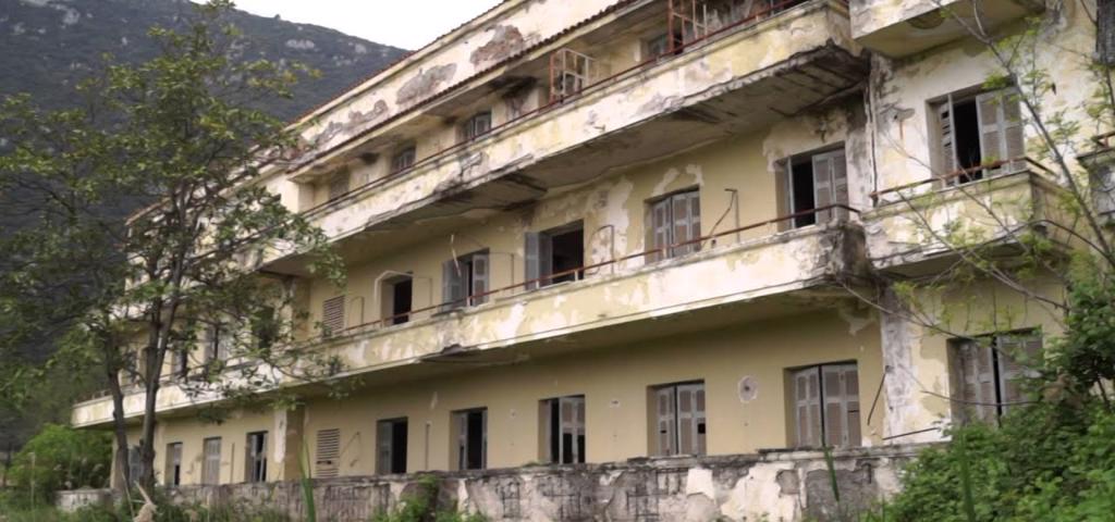 Mitsis Group the sole investor interested for the development of "Loutropolis Kamena Vourla" Mitsis Group the sole investor interested for the development of "Loutropolis Kamena Vourla"